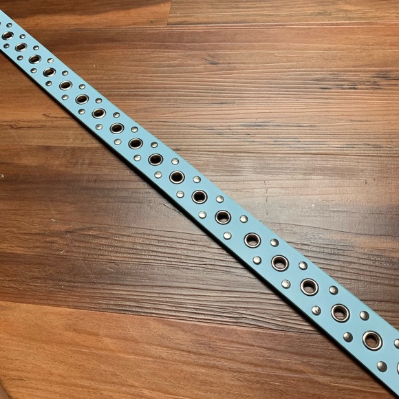 Vintage Retro Leather Studded Eyelet Blue Belt - Picture 7 of 8
